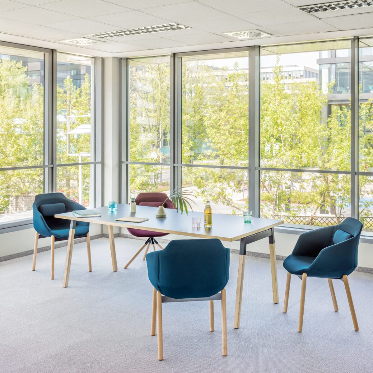 realisation-table-de-reunion-ogi-w