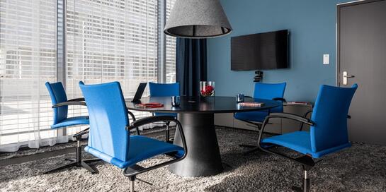 fauteuil-conference-visitare-1