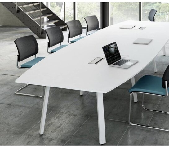 realisation-table-de-reunion-tonneau-mdd